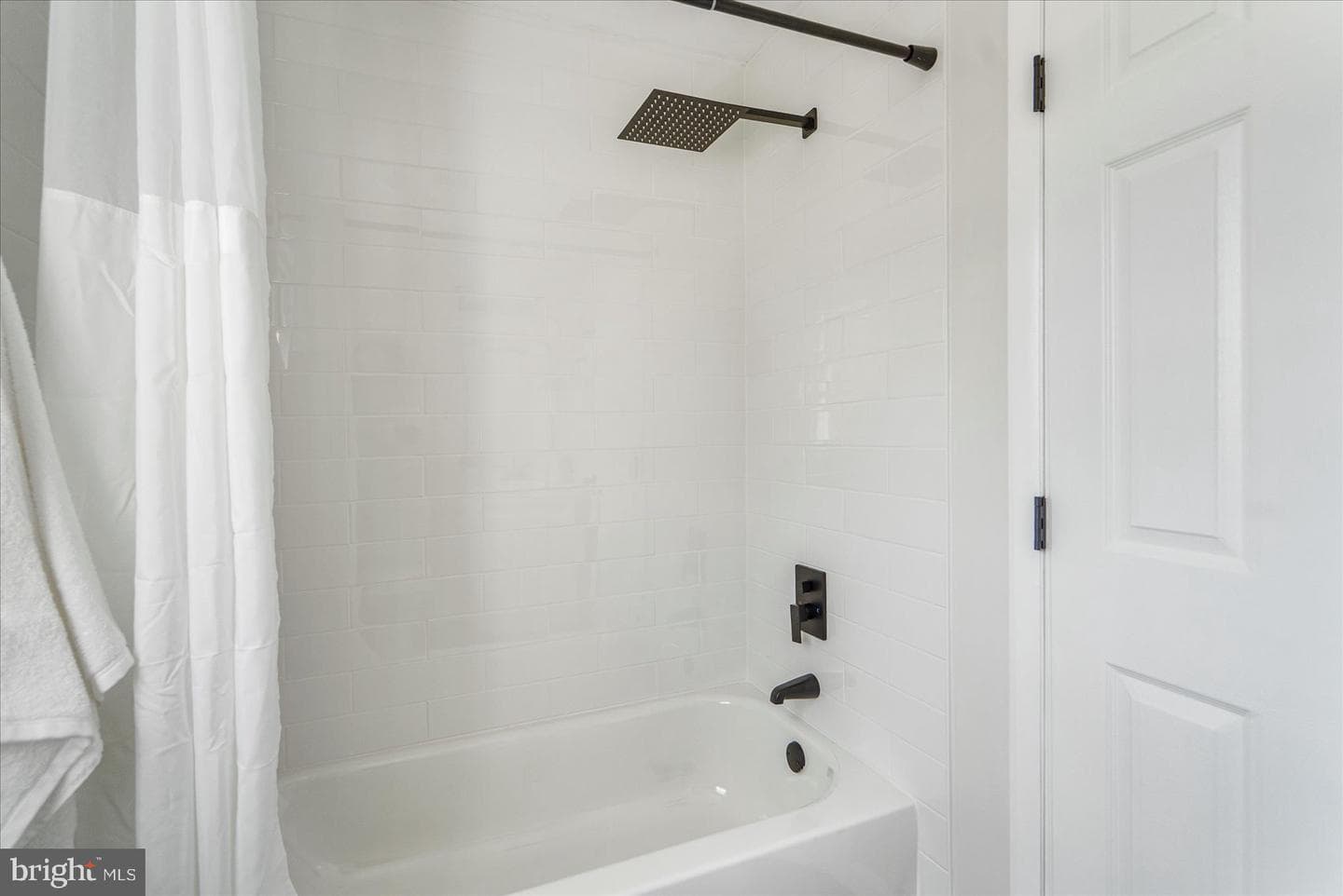 638 Charraway Road photo 26