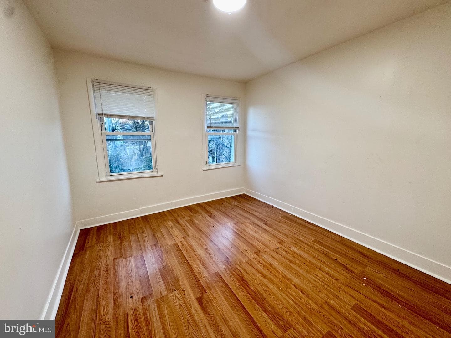 1810 E Oliver Street photo 12