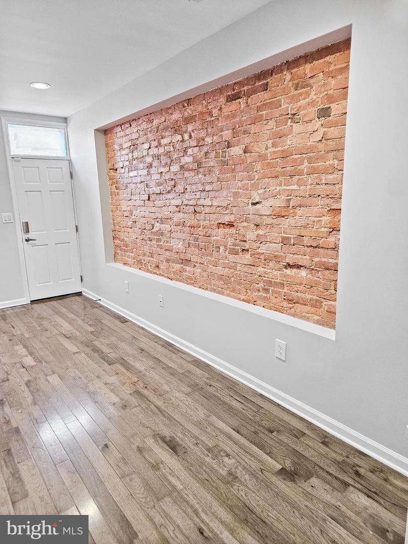 520 N Patterson Park Avenue N photo 3