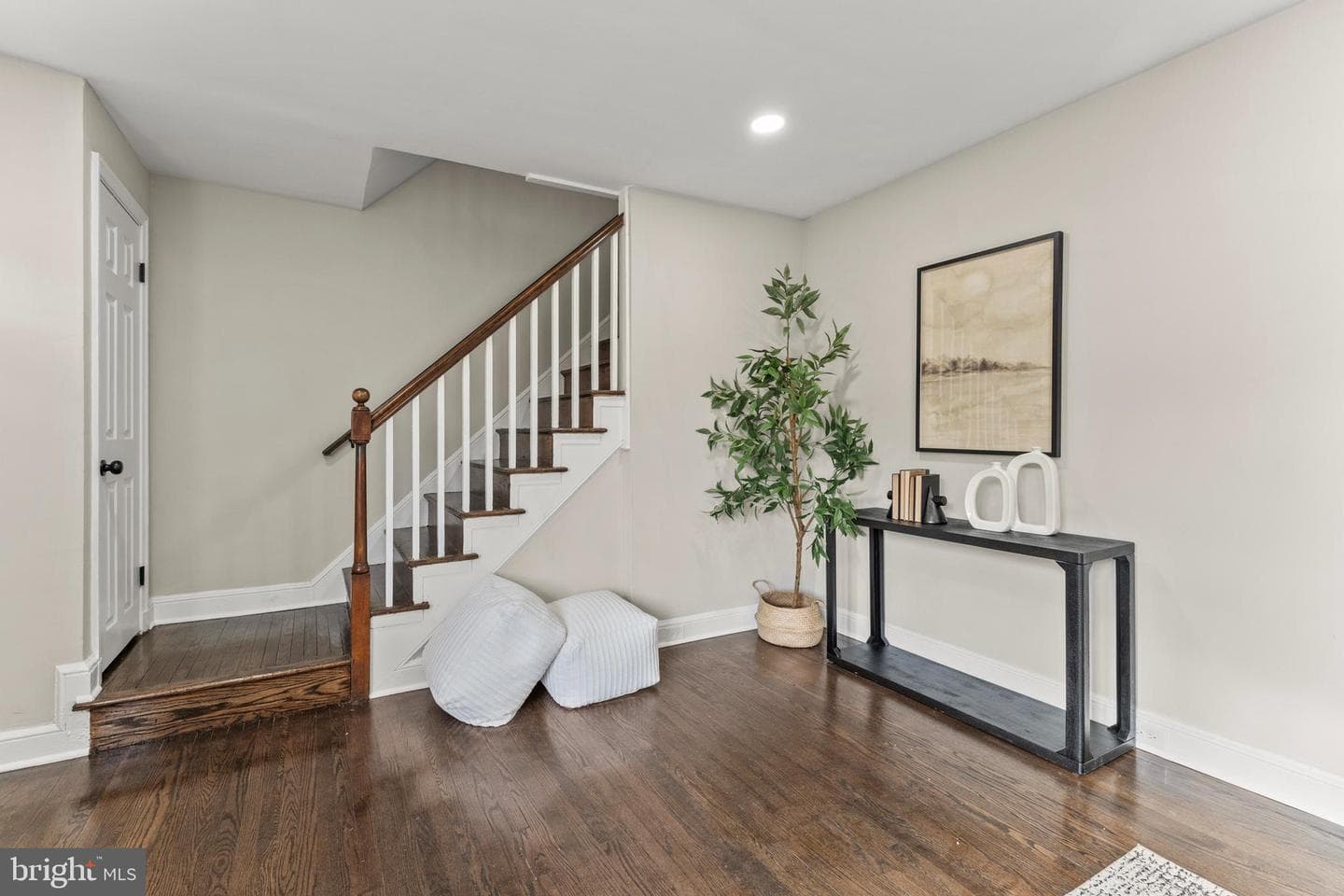 1324 Crofton Road photo 5