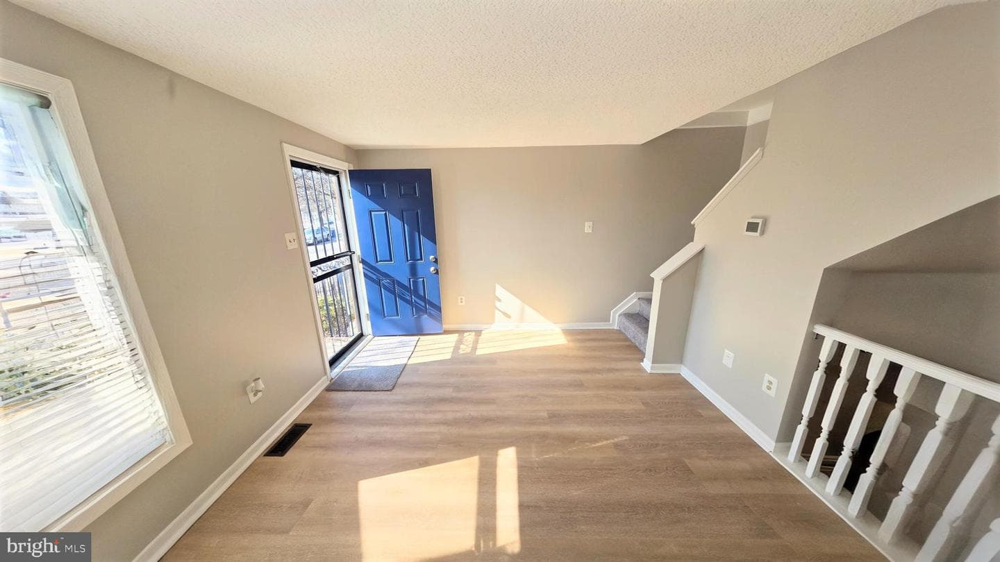 1226 E Chase Street photo 20