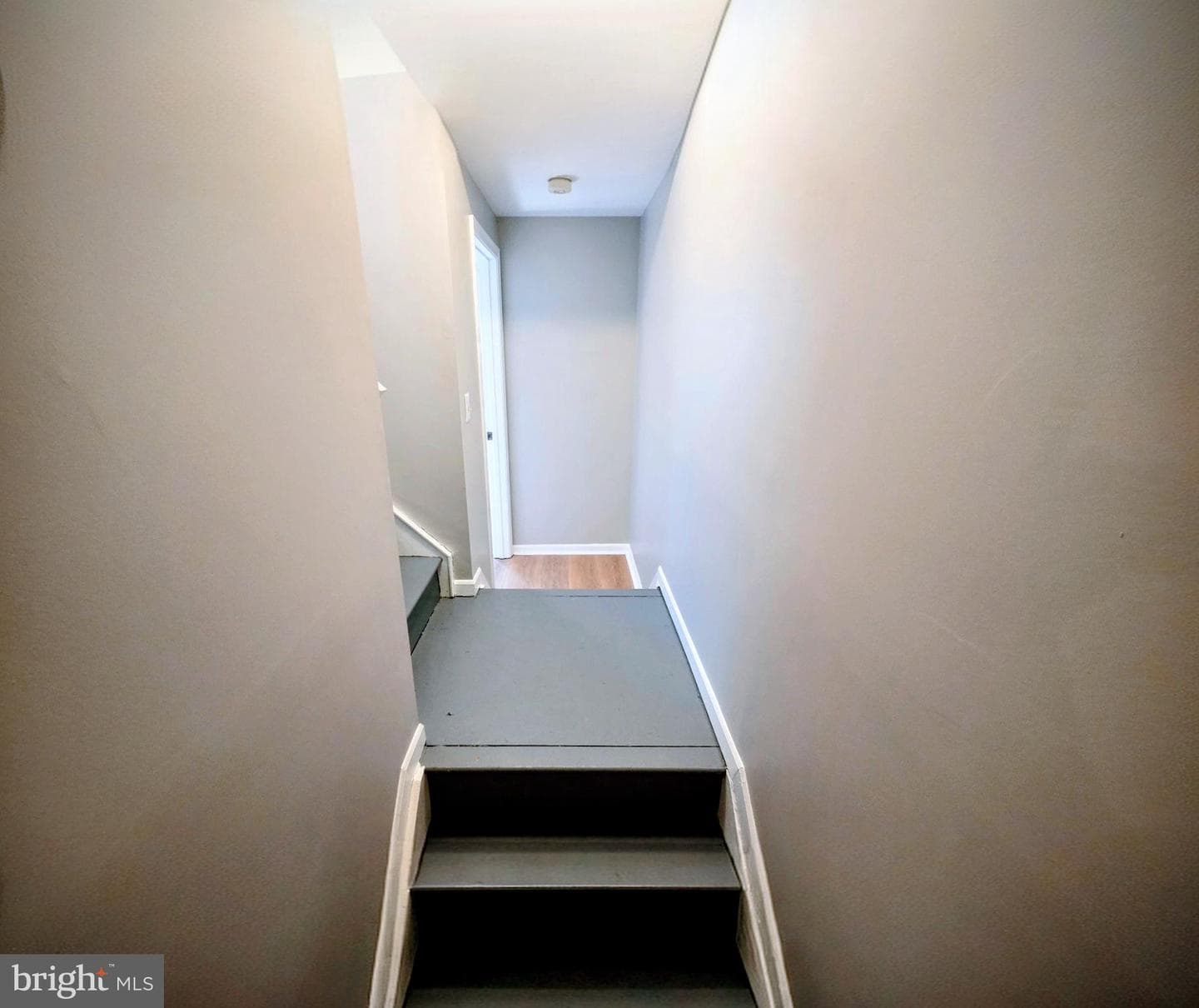1226 E Chase Street photo 25