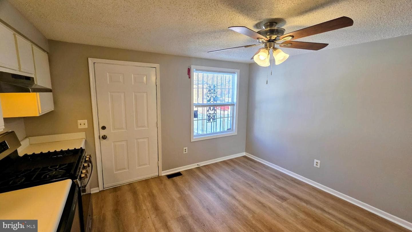 1226 E Chase Street photo 32