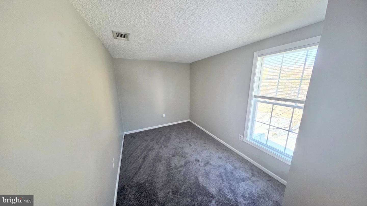 1226 E Chase Street photo 43