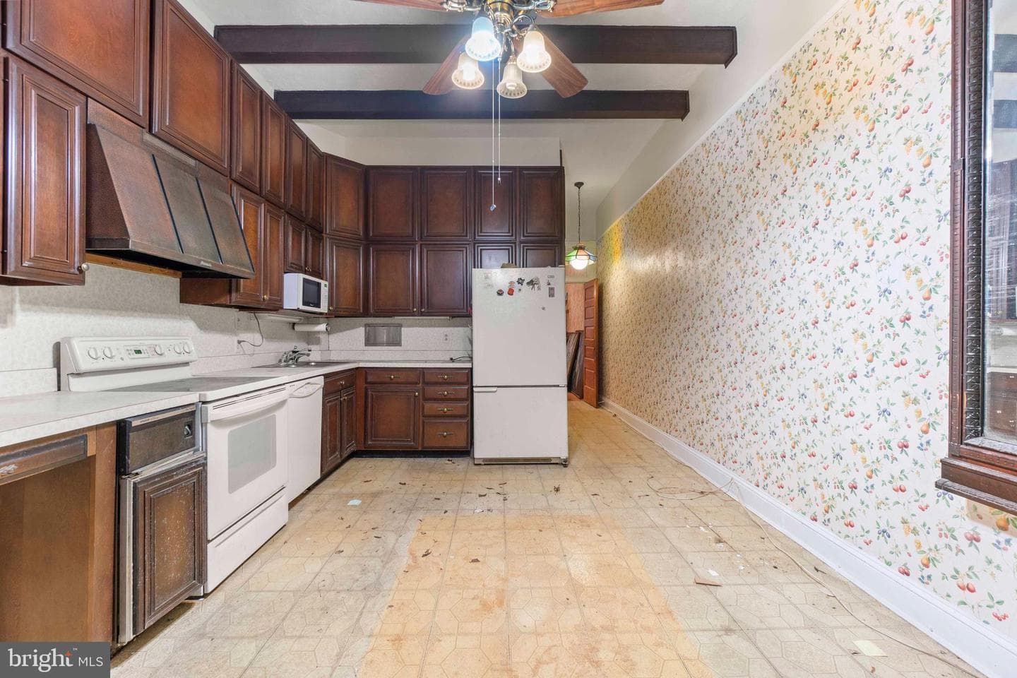 2905 Saint Paul Street photo 10