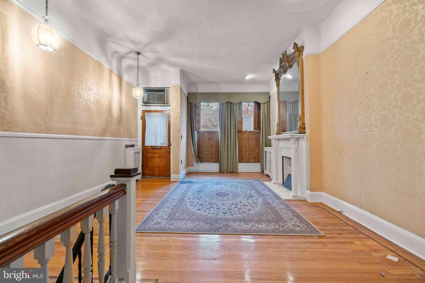 2905 Saint Paul Street photo 6