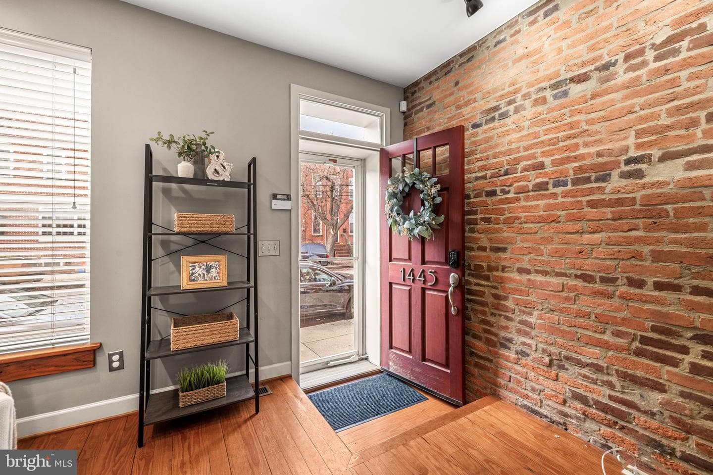 1445 Hull Street photo 2