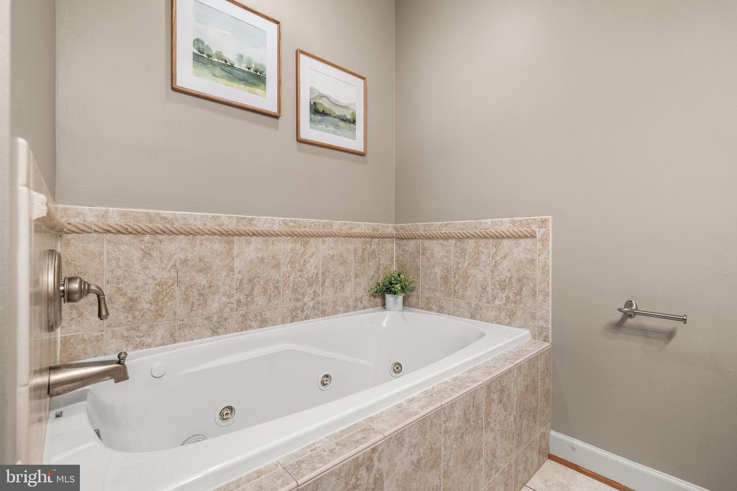 1445 Hull Street photo 22