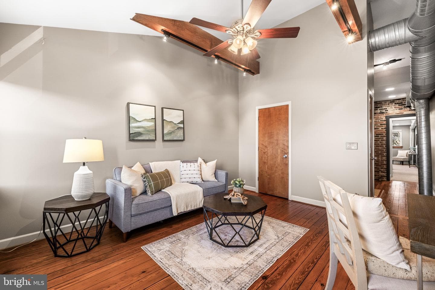 1445 Hull Street photo 27