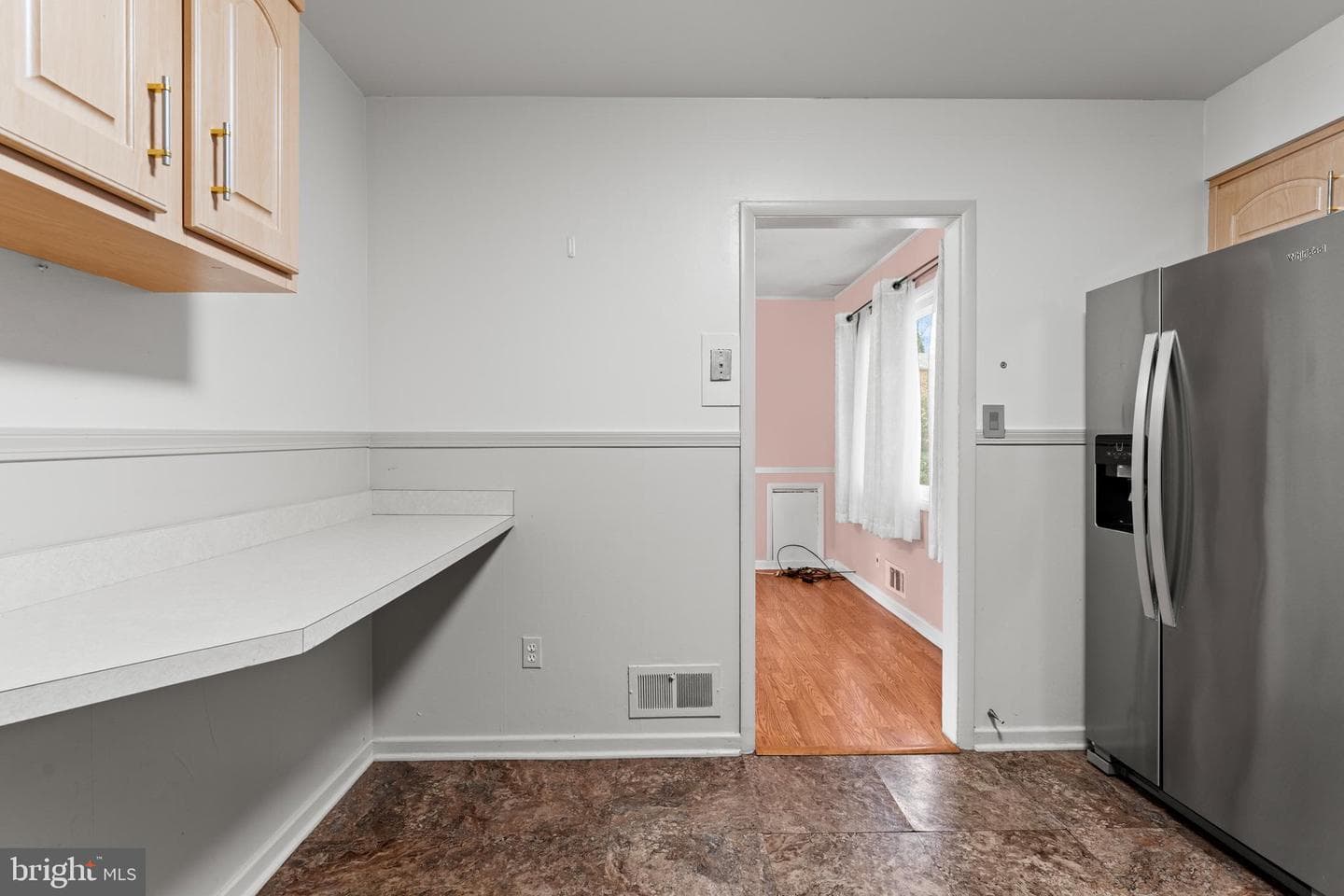 6230 Laurelton Avenue photo 23