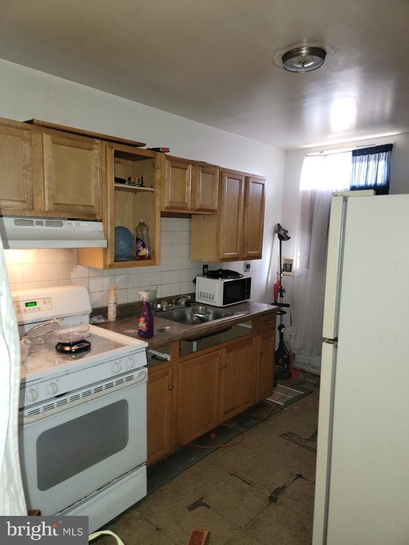 2419 Brentwood Avenue photo 13