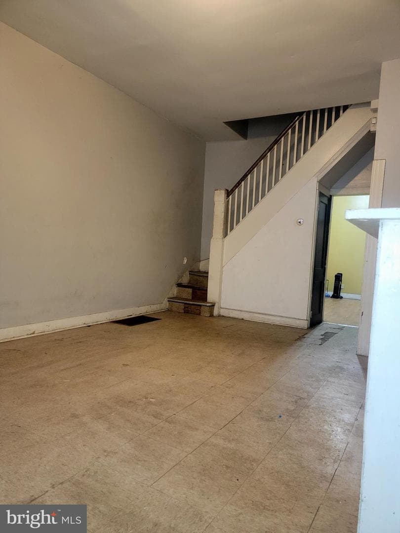 2419 Brentwood Avenue photo 9