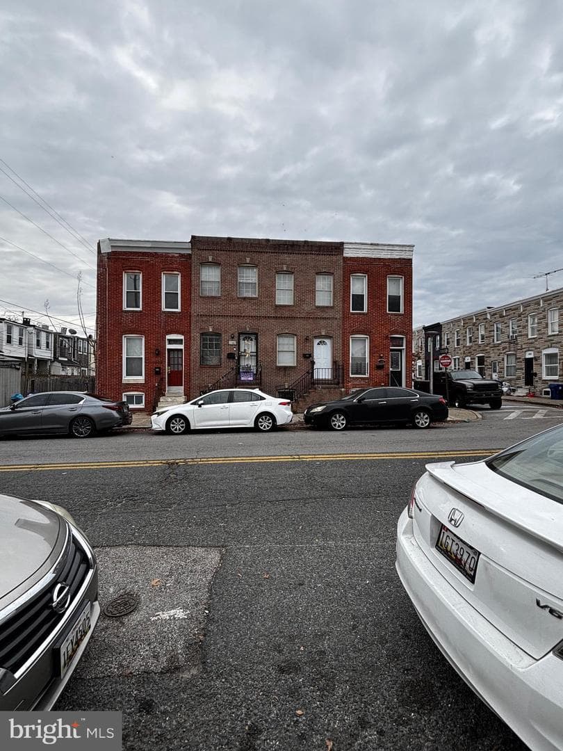 1307 W Ostend Street photo 28