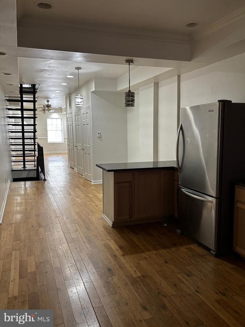 1307 W Ostend Street photo 8