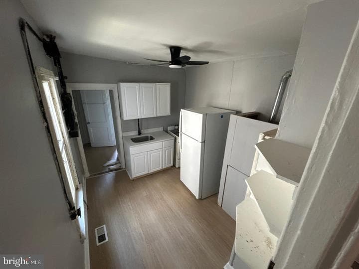 811 N Mount Street photo 10