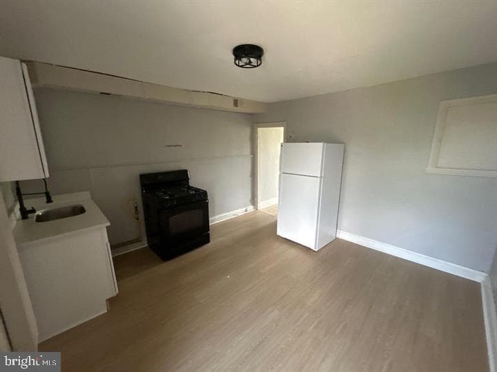 811 N Mount Street photo 3