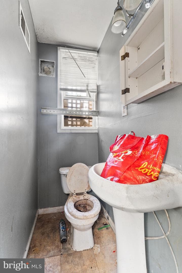 1109 N Carrollton Avenue photo 12