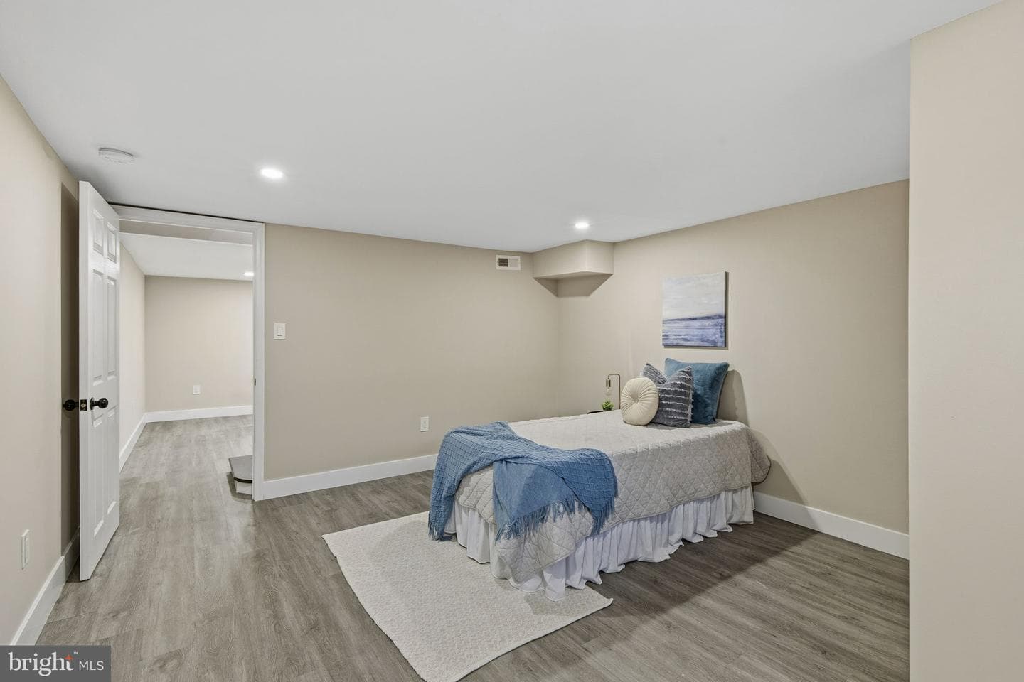 2608 Huntingdon photo 21