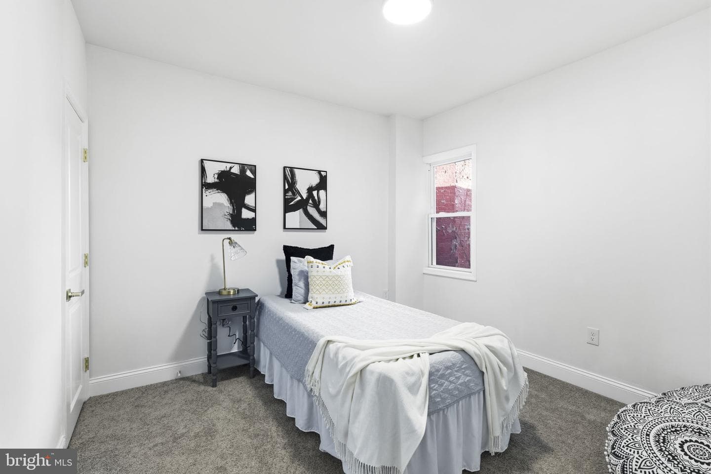 605 Parkwyrth Avenue photo 12