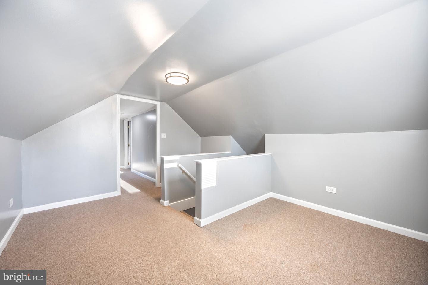 1710 Wilmington Avenue photo 16