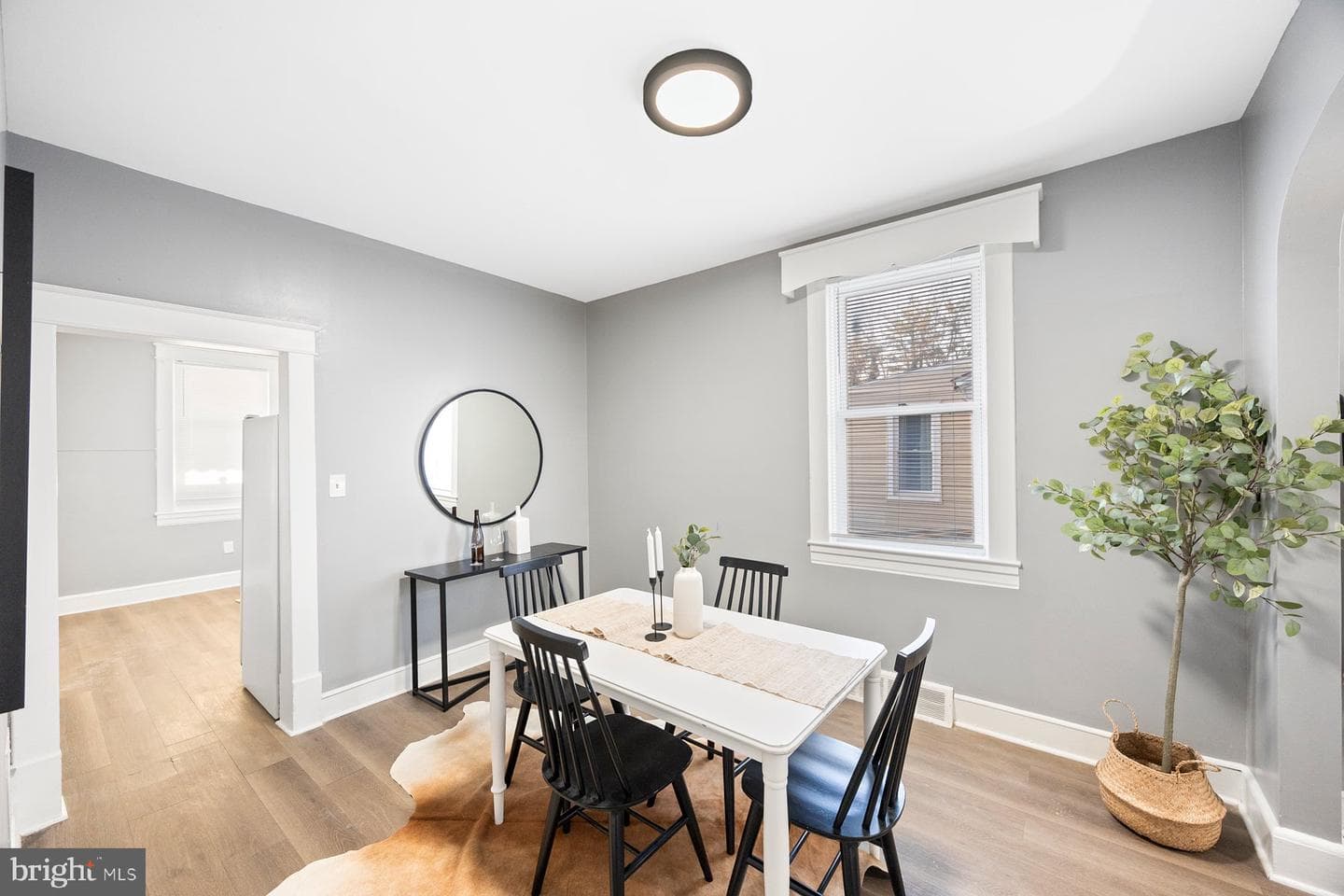 1710 Wilmington Avenue photo 8