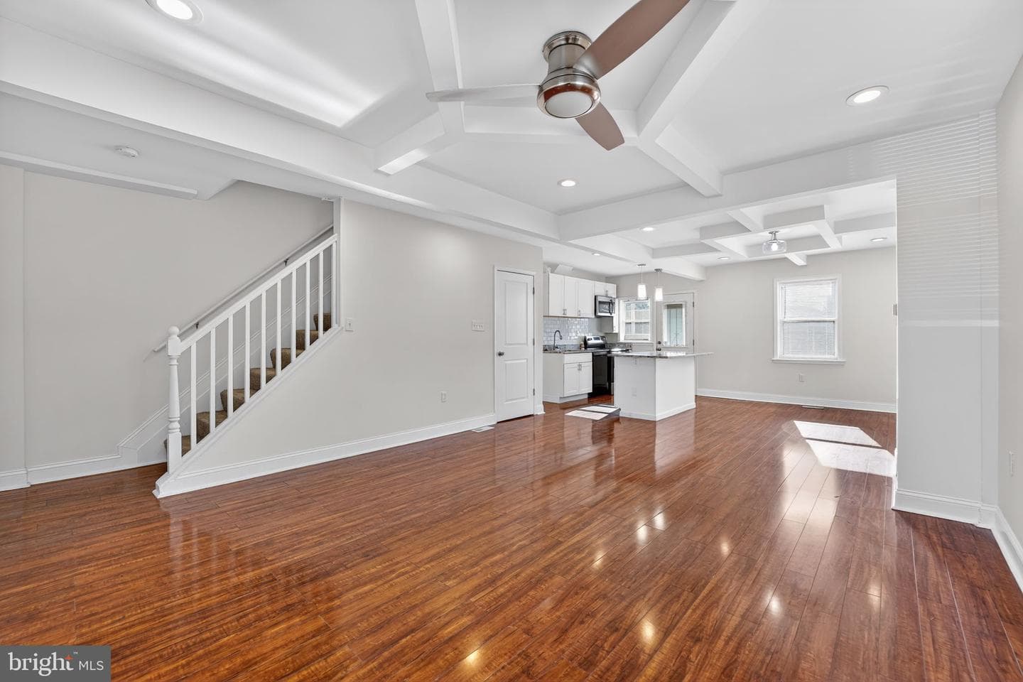 1313 E 35th Street photo 11