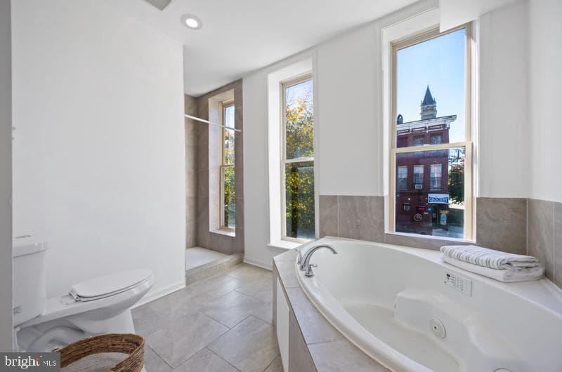 1443 N Bond Street photo 20