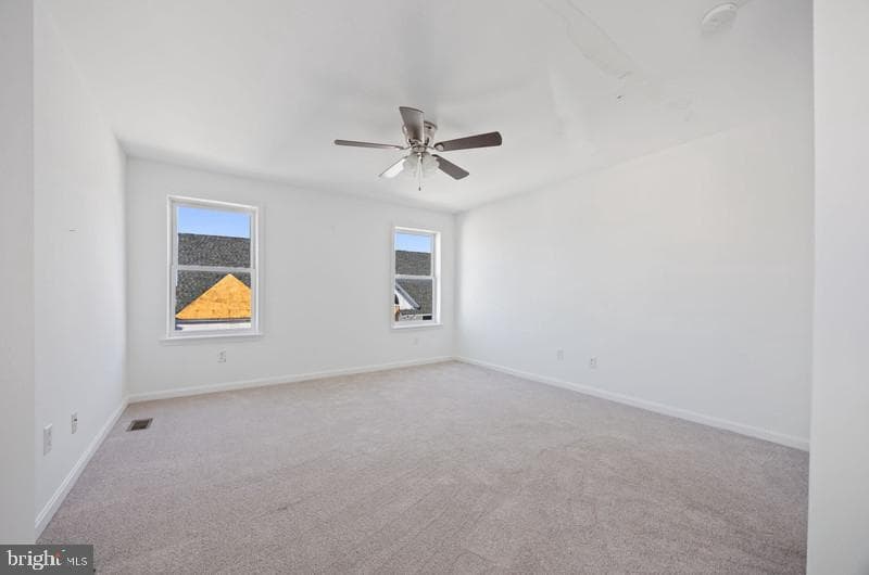 1443 N Bond Street photo 24