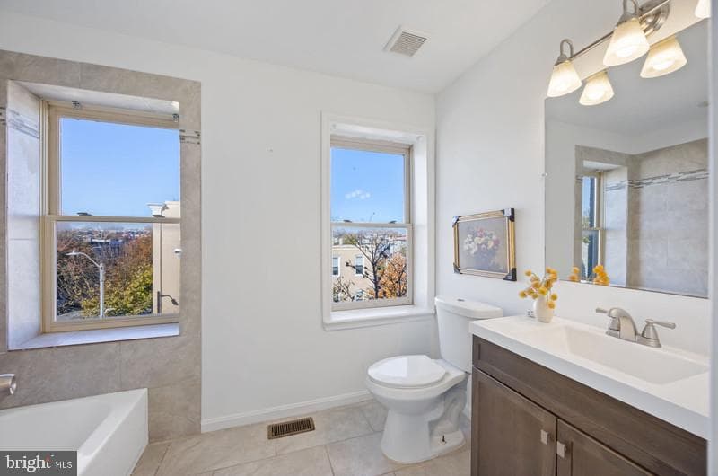 1443 N Bond Street photo 29