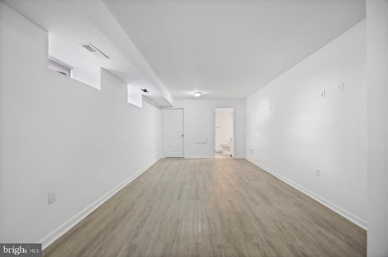 1443 N Bond Street photo 31
