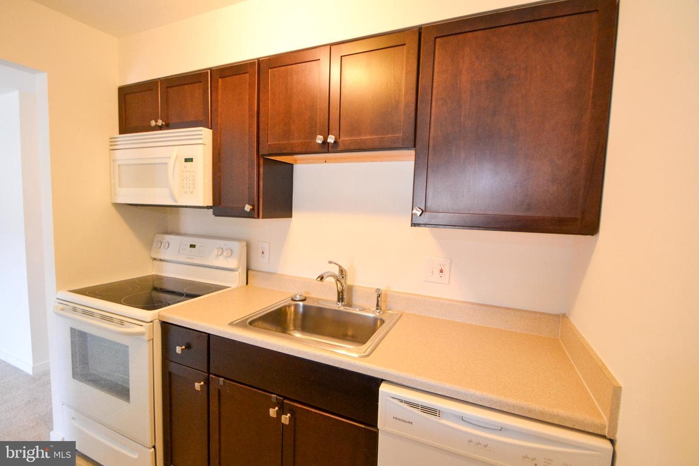 421 S Sharp Street S #r 11 photo 10