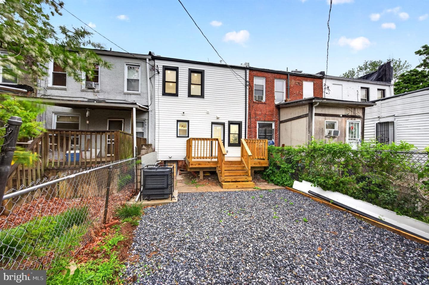 3705 W Garrison Avenue photo 30