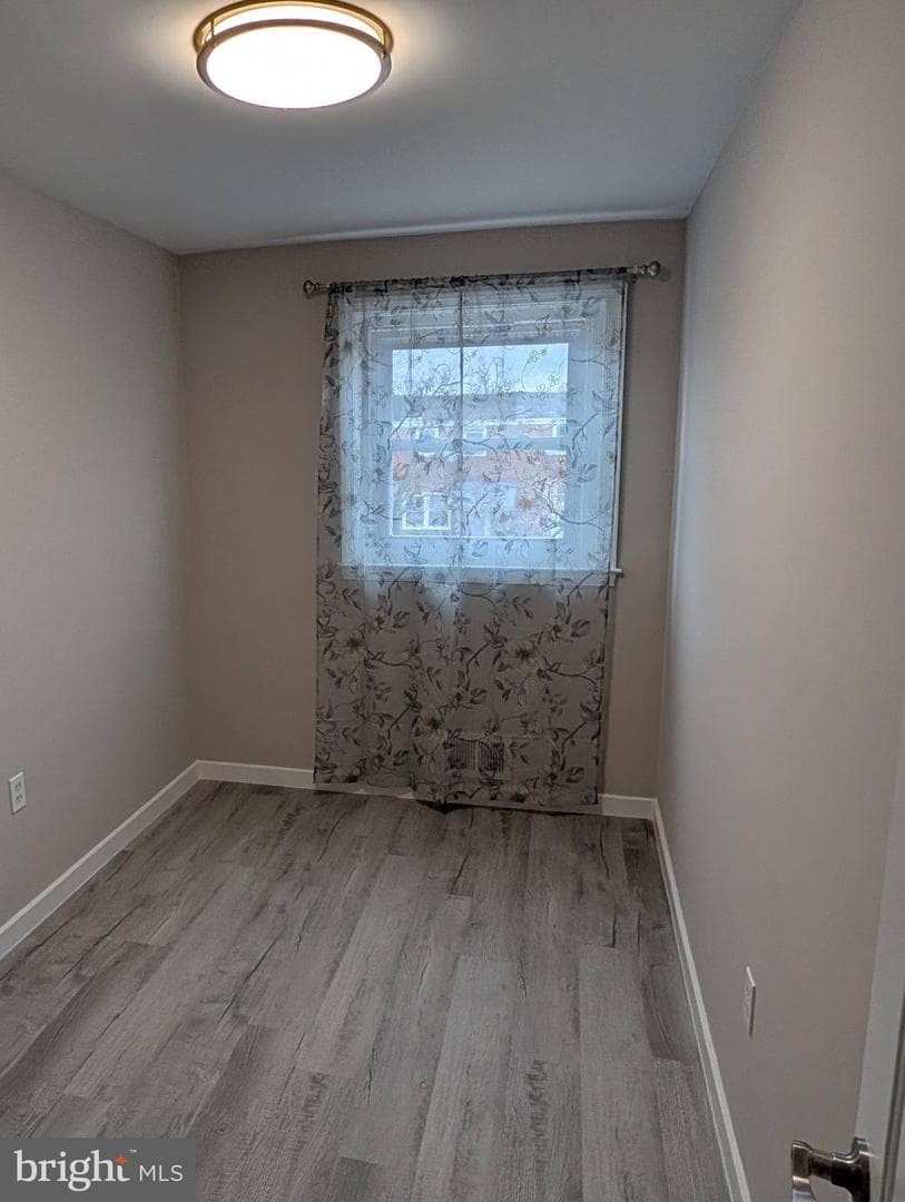 4115 Eastmont Avenue photo 11