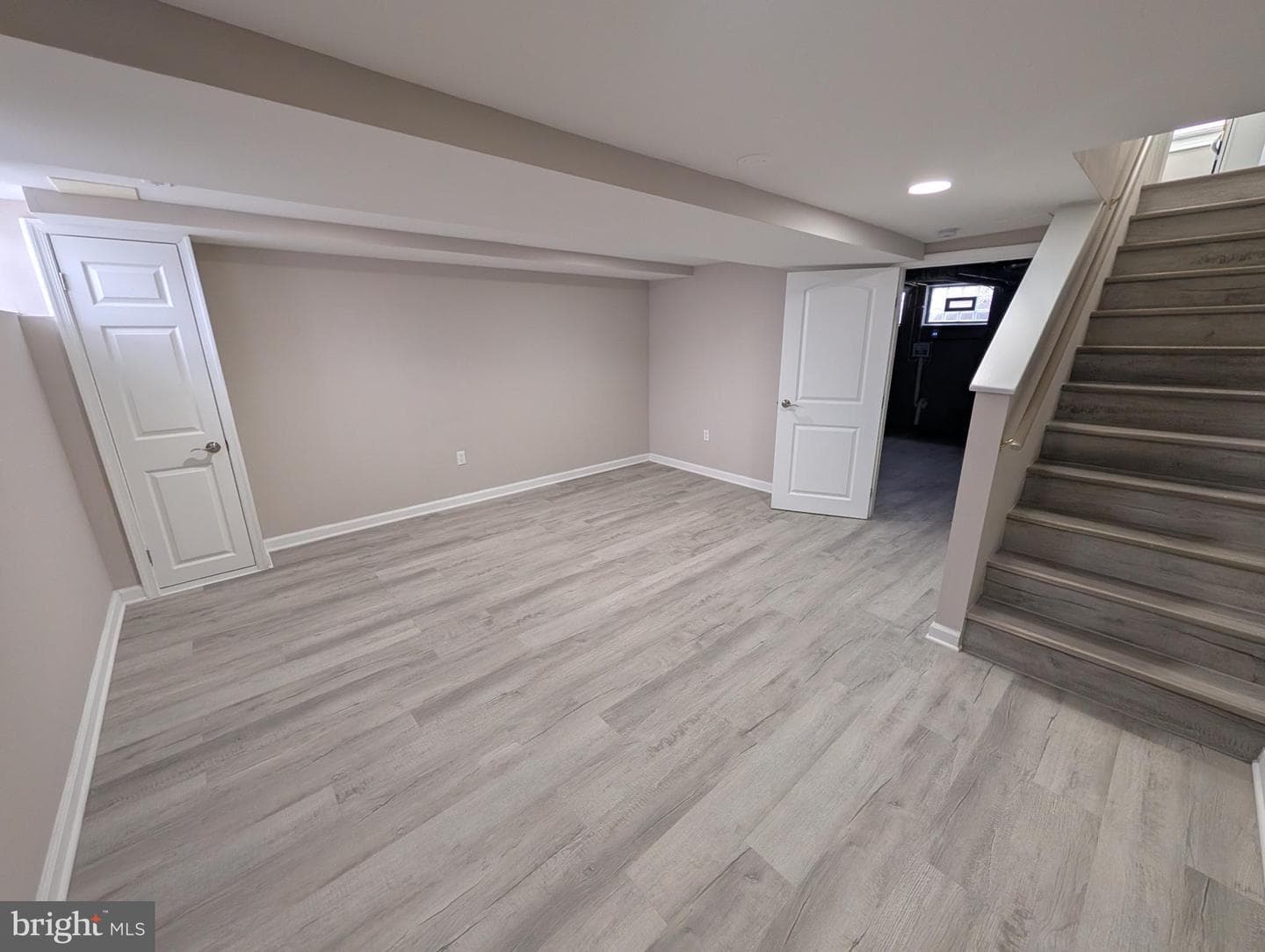 4115 Eastmont Avenue photo 13