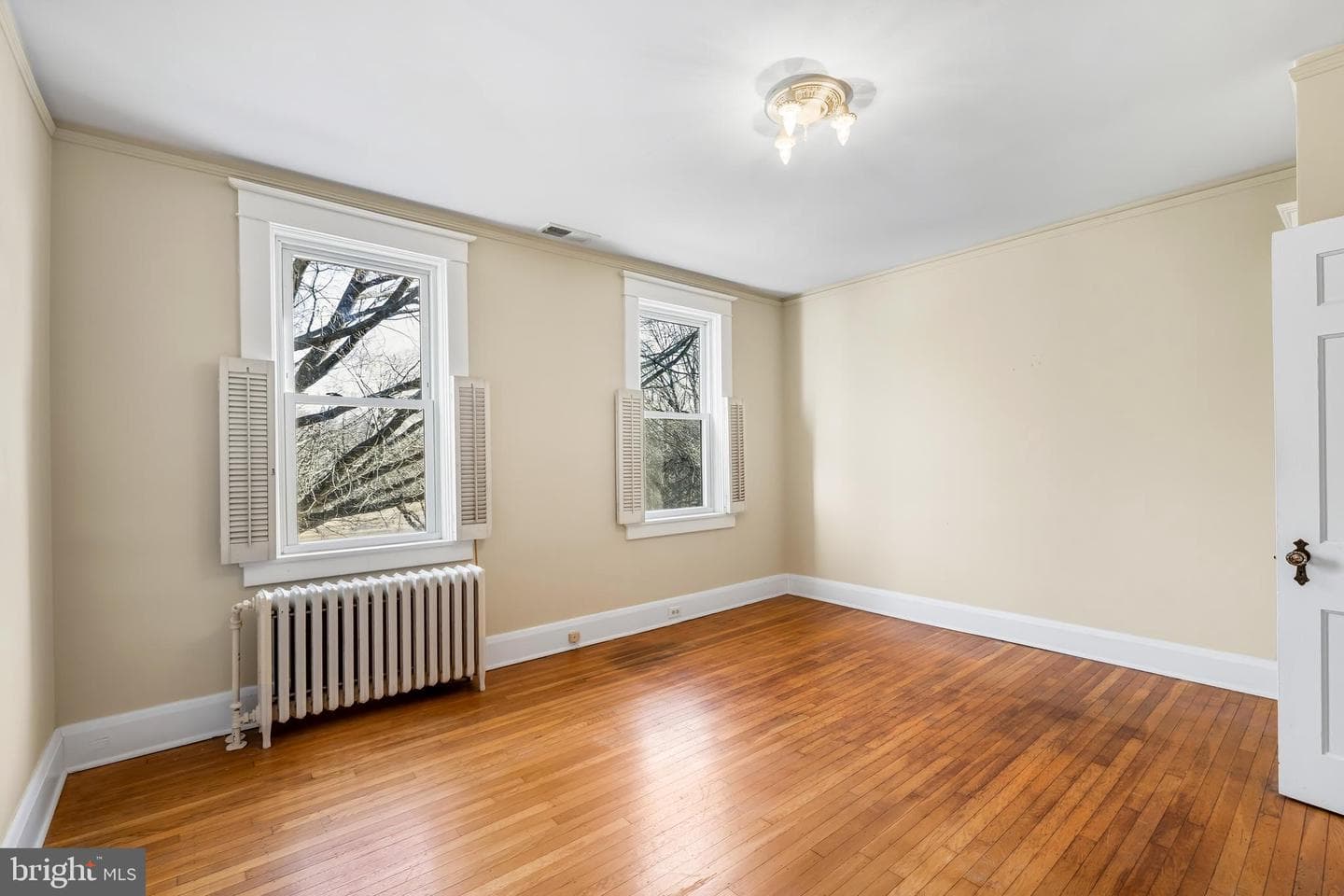 3722 Tudor Arms Avenue photo 16