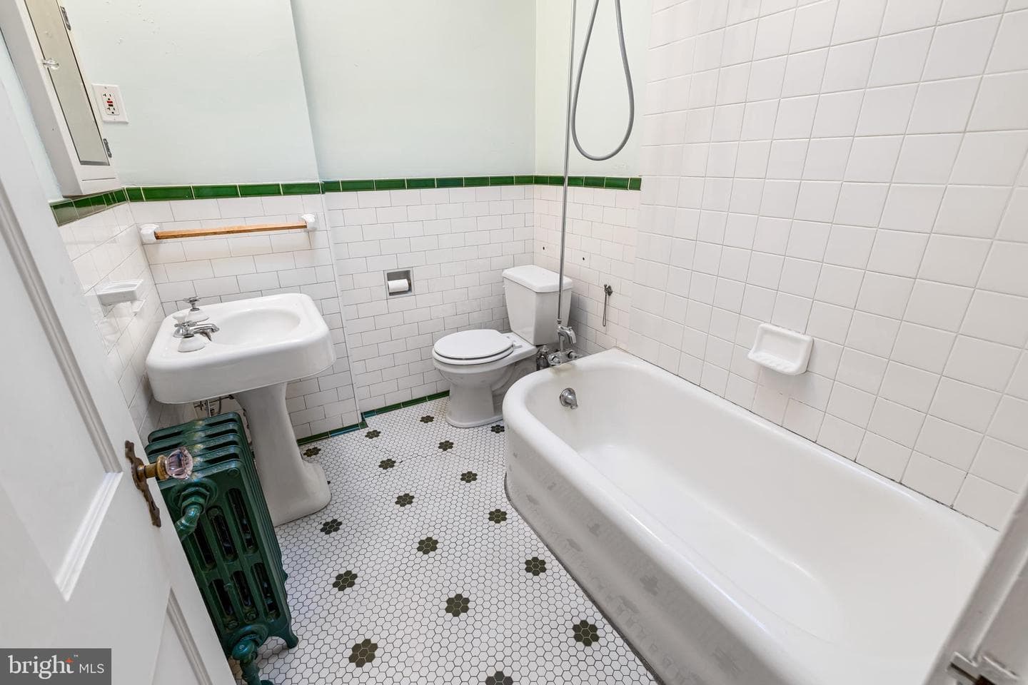3722 Tudor Arms Avenue photo 20