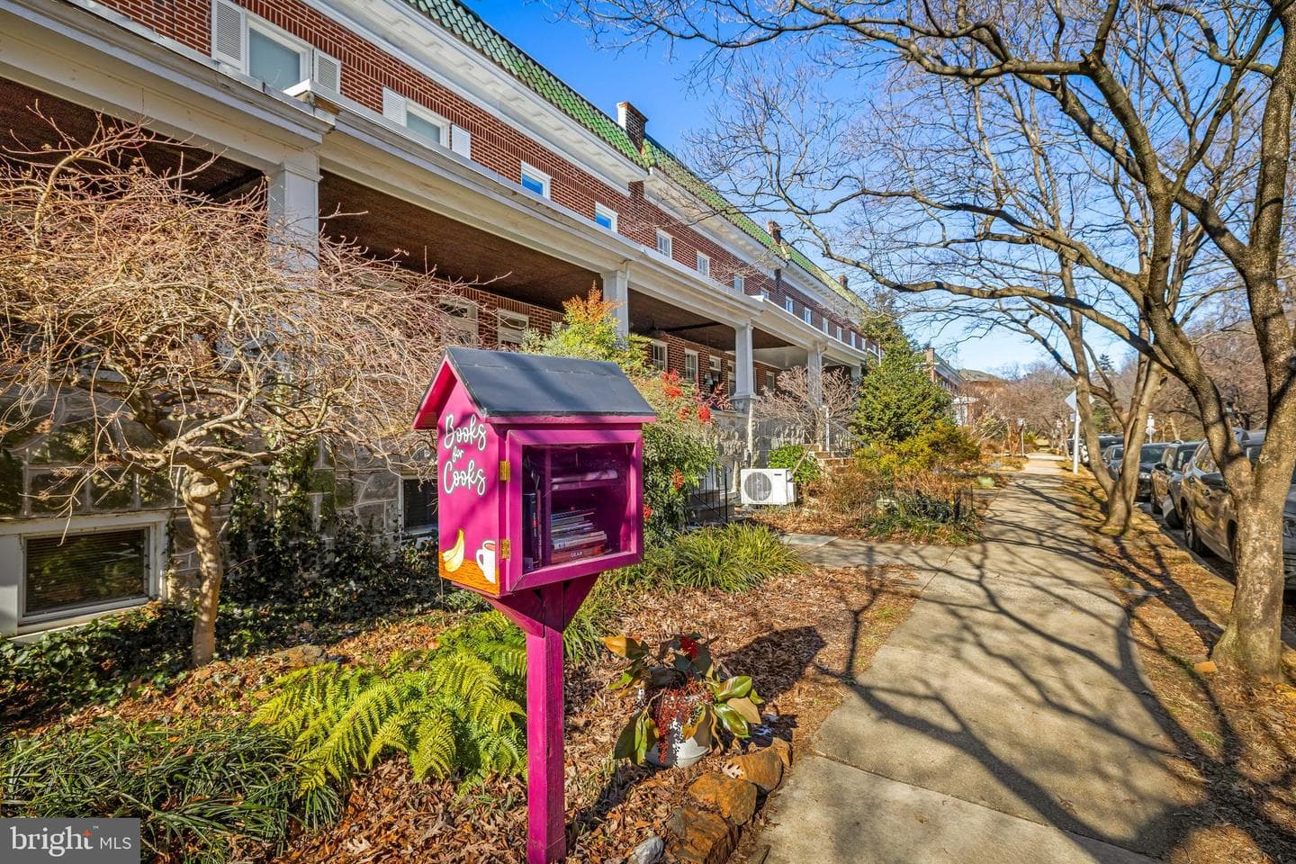 3722 Tudor Arms Avenue photo 40