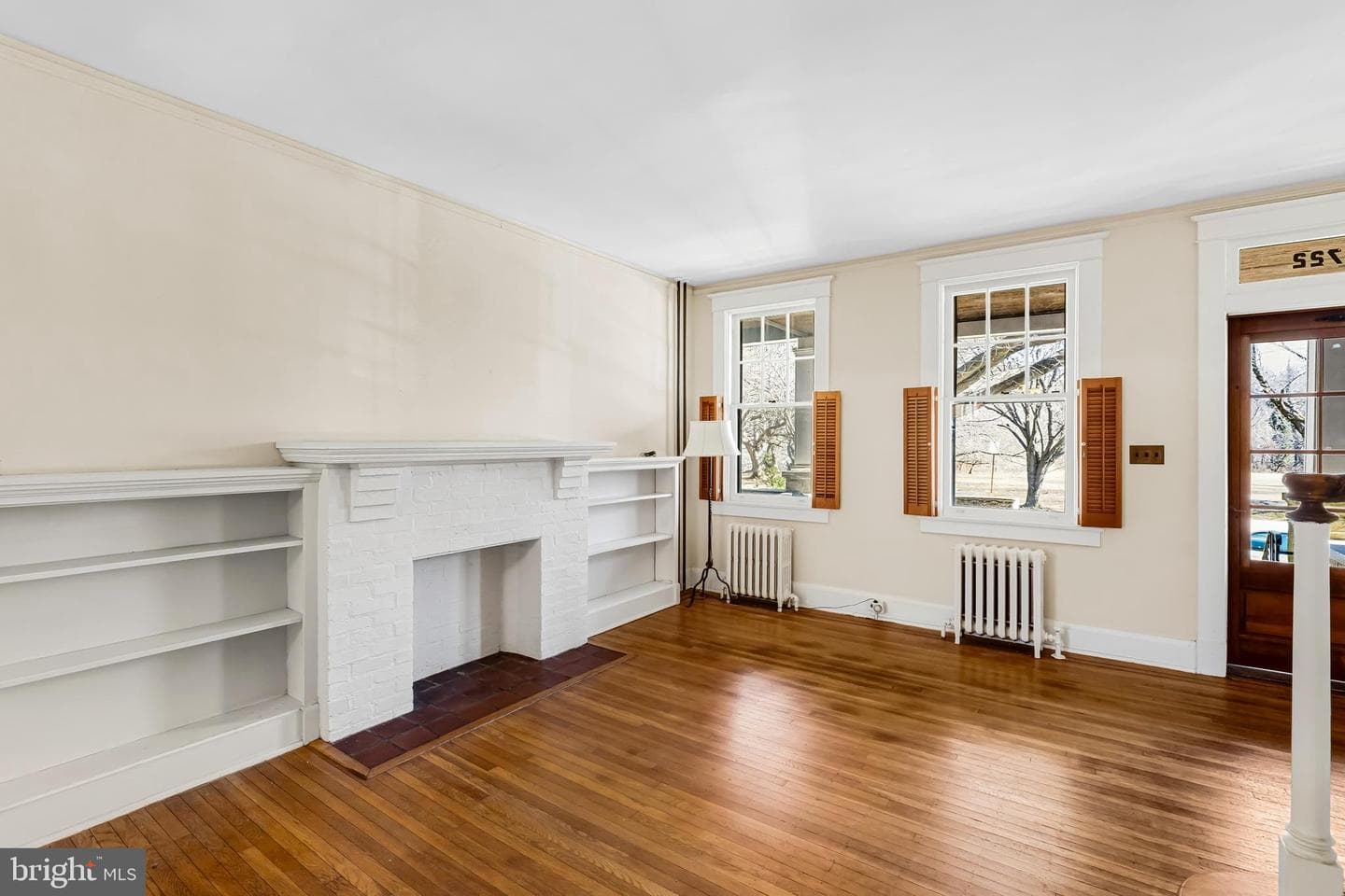 3722 Tudor Arms Avenue photo 6