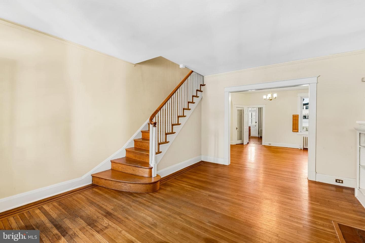 3722 Tudor Arms Avenue photo 7