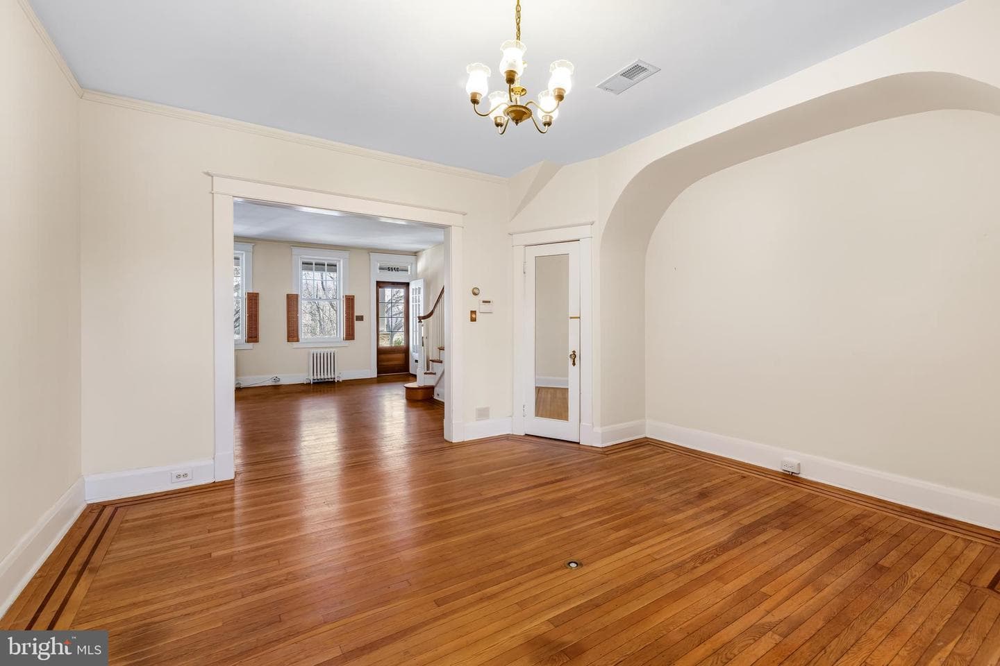 3722 Tudor Arms Avenue photo 9