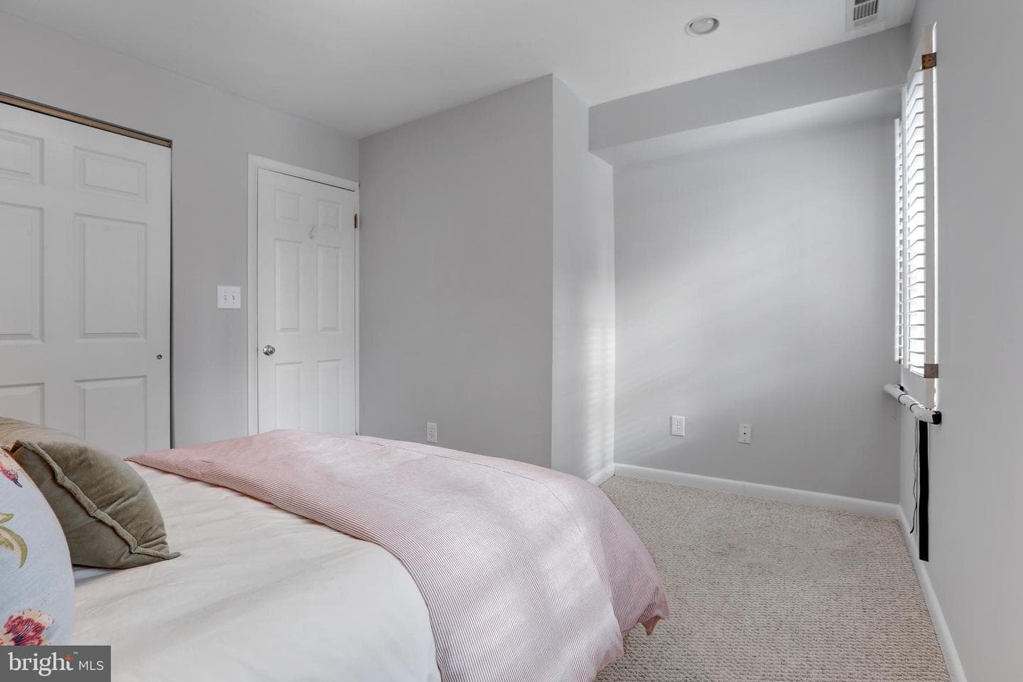 2828 Odonnell Street photo 25