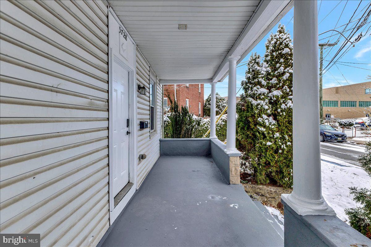 5728 Govane Avenue photo 2