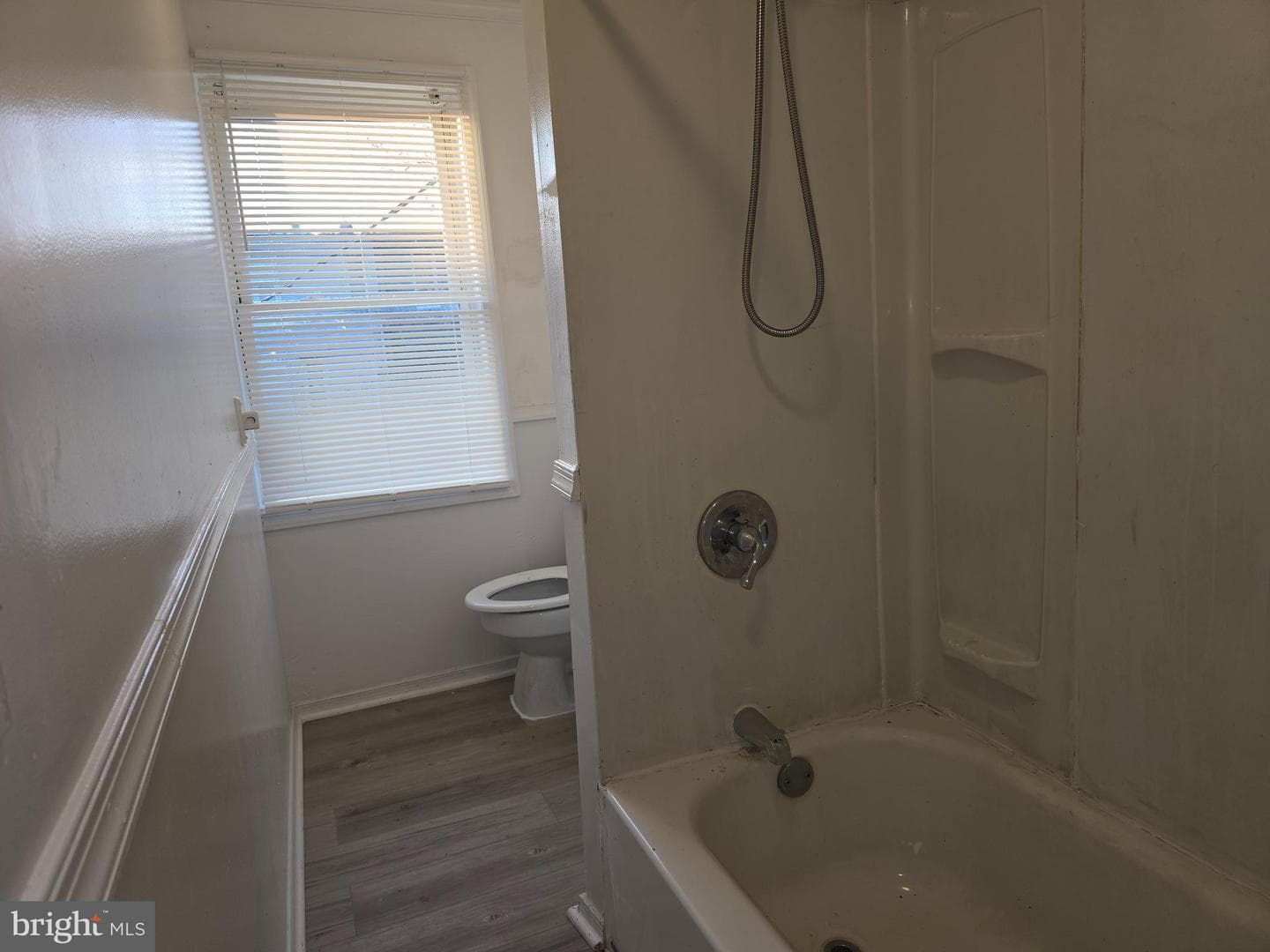 340 S Woodyear Street photo 16