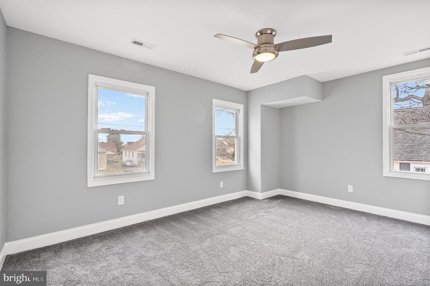 5306 Kenilworth Avenue photo 17