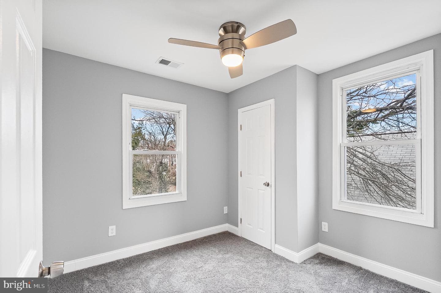 5306 Kenilworth Avenue photo 23