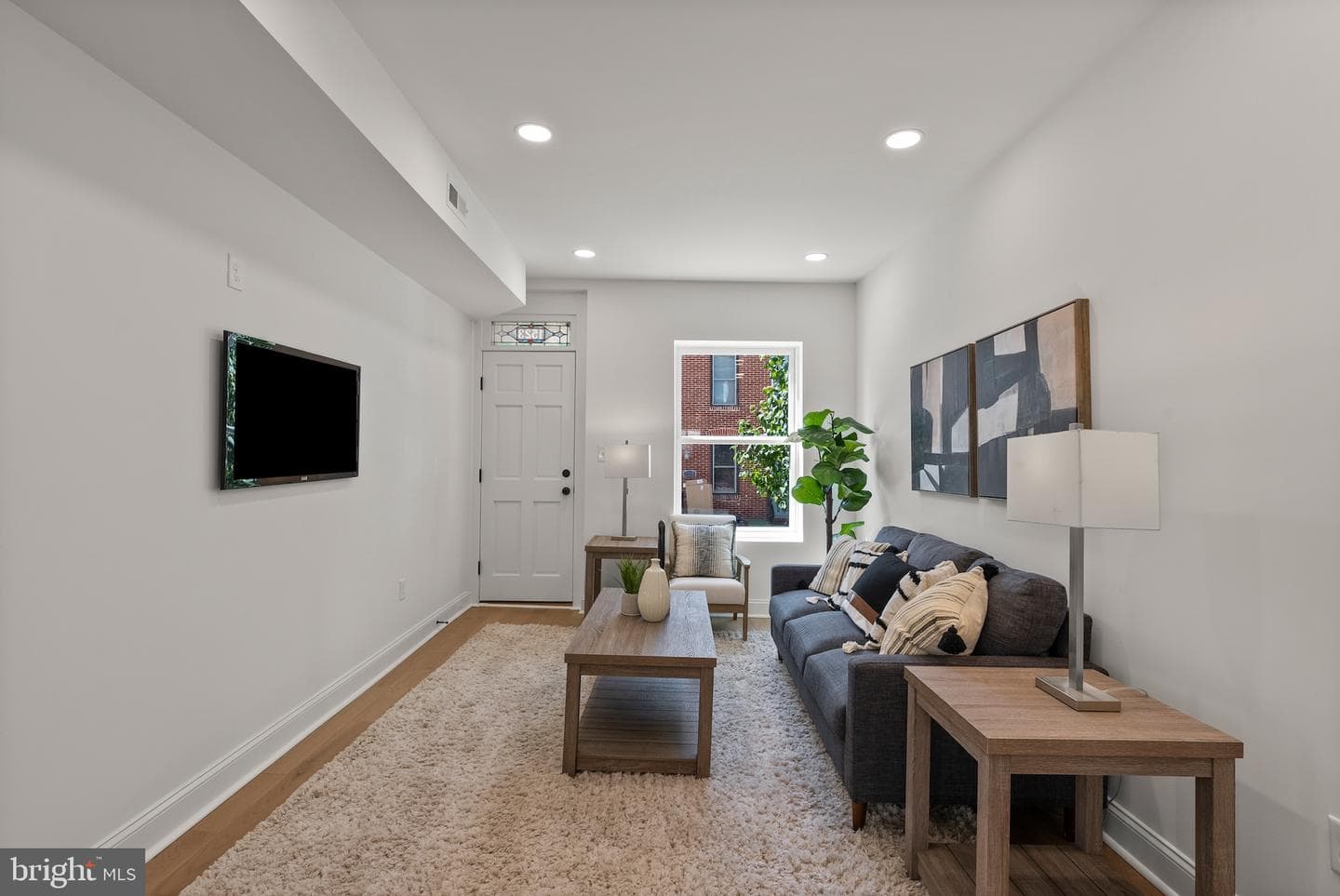 1523 Clarkson Street photo 8