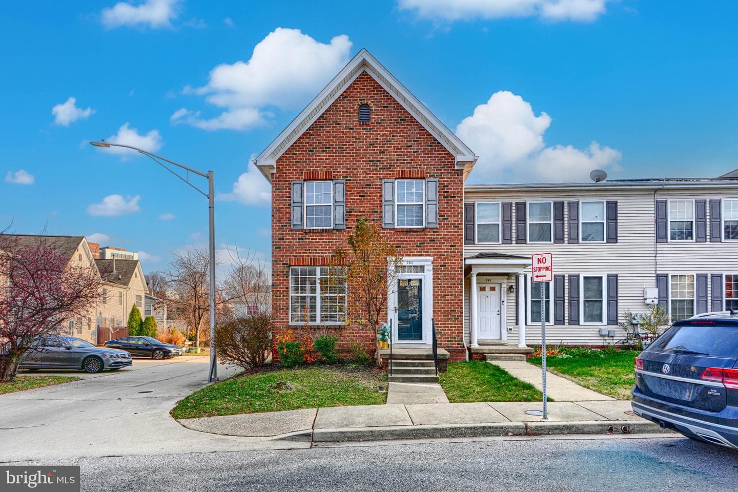 703 George Street photo 2