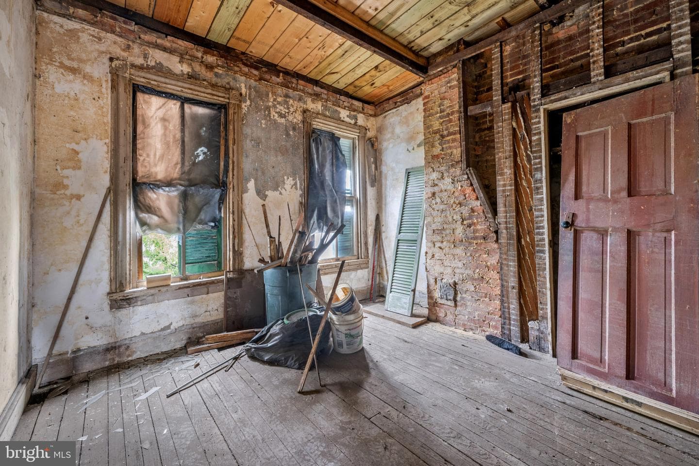 2422 E Federal Street photo 16