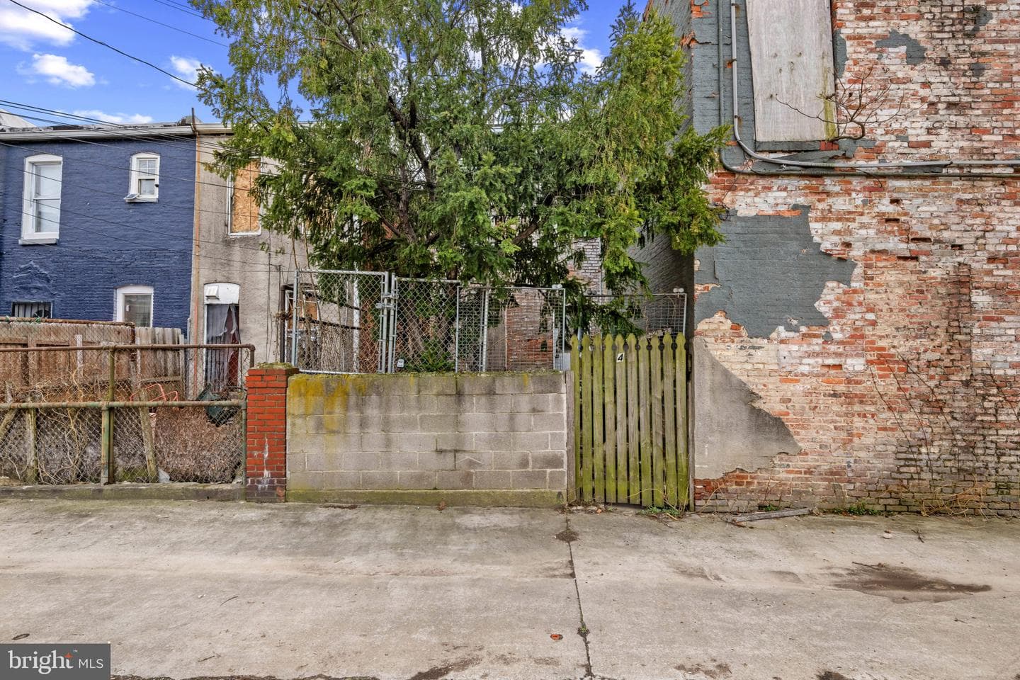 2422 E Federal Street photo 21