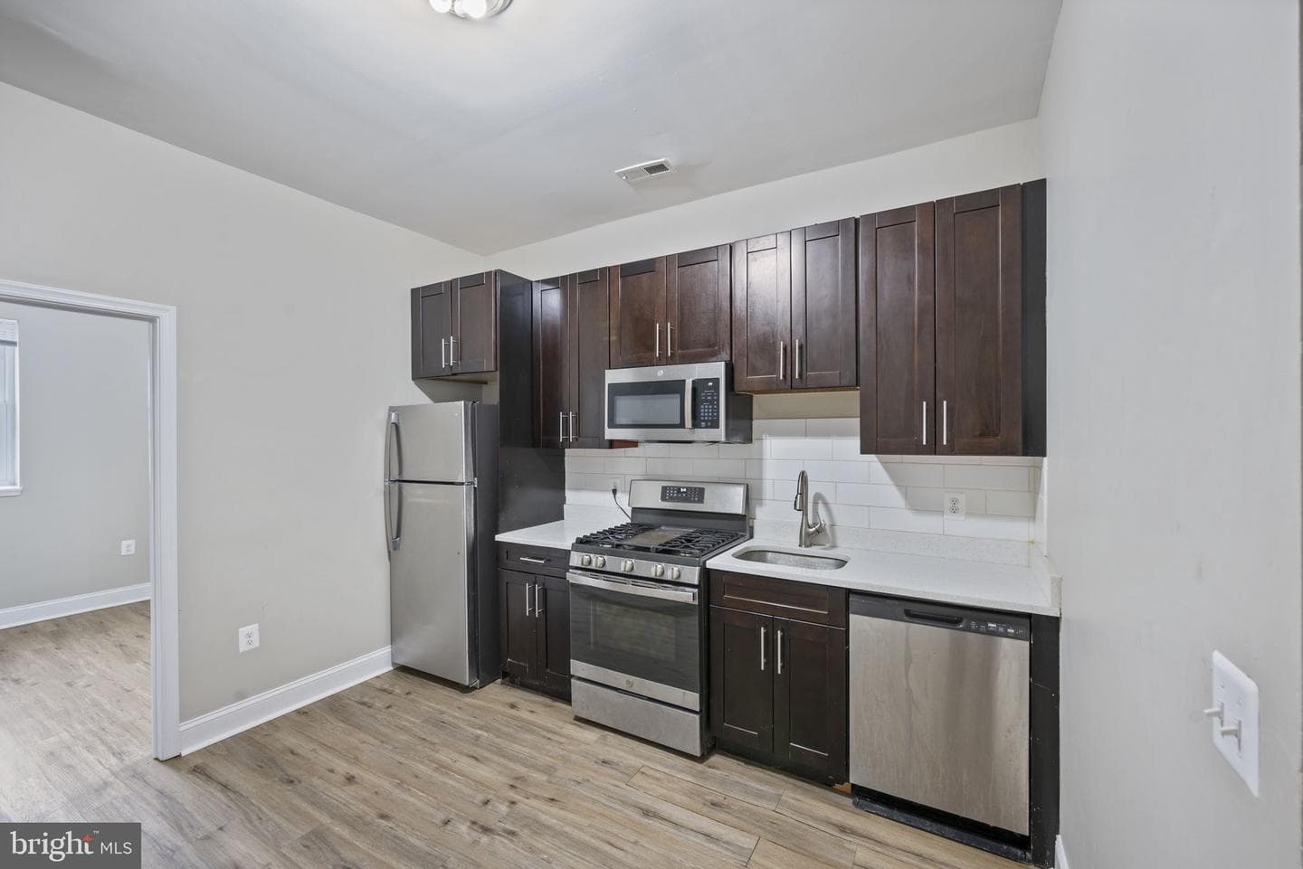 3619 Cottage Avenue photo 13